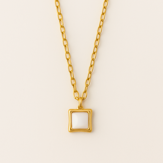 Romy Resin Necklace