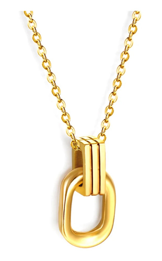Oana Clasp Pendant Necklace