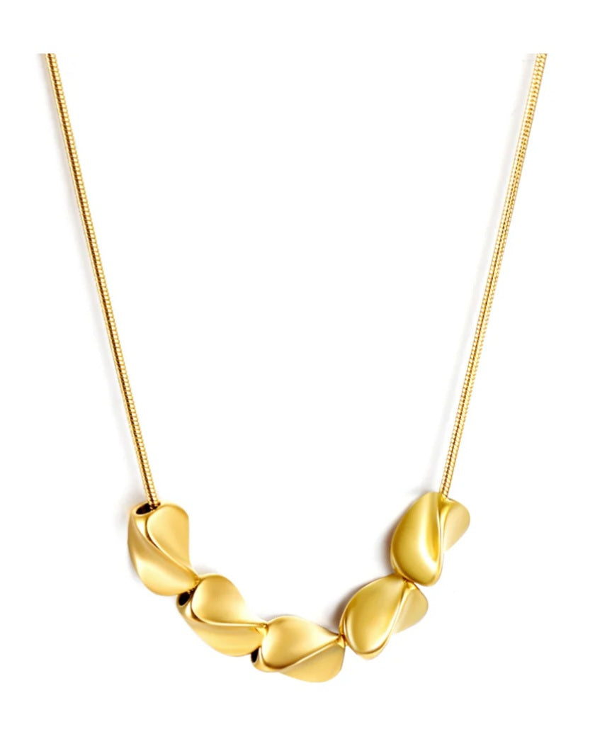 Opal 5 Beads Necklace