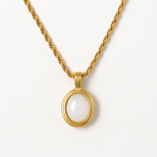 Royal Resin Necklace